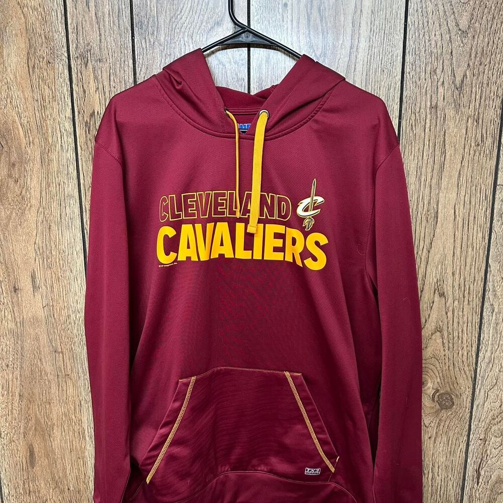 Nba Men's Burgundy and Red Hoodie